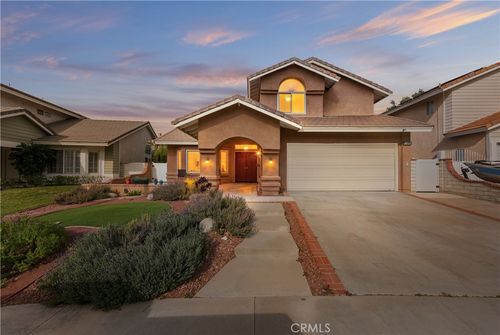 28519 Red Cedar Pl, Santa Clarita, CA, 91390-4113 | Card Image
