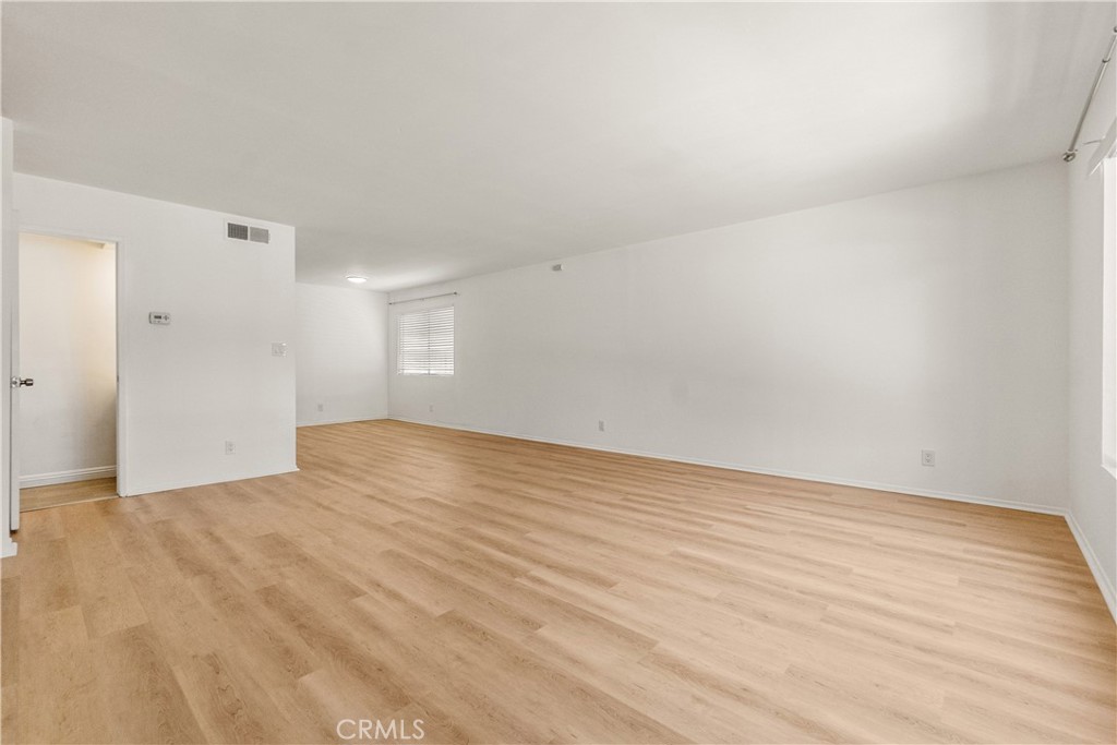 Residential Income in Los Angeles 4