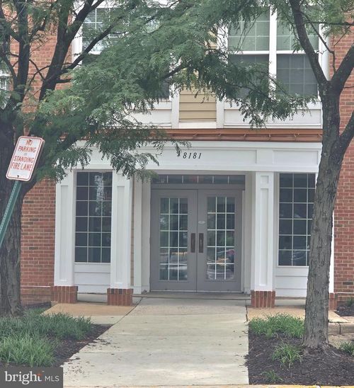 102-8181 Carnegie Hall Ct, VIENNA, VA, 22180-7364 | Card Image