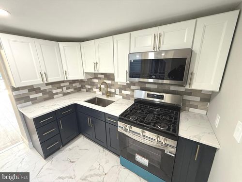 5010 Torresdale Ave, PHILADELPHIA, PA, 19124-2218 | Card Image