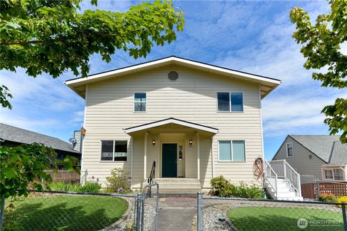 1021 W 5th St, Port Angeles, WA, 98363-2114 | Card Image