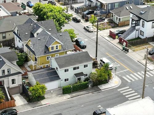 2930 Magnolia St, Emeryville, CA, 94608-4414 | Card Image