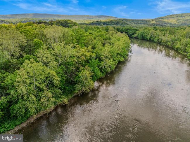 82 Vista River Ln, House other with 2 bedrooms, 1 bathrooms and null parking in Paw Paw WV | Image 40
