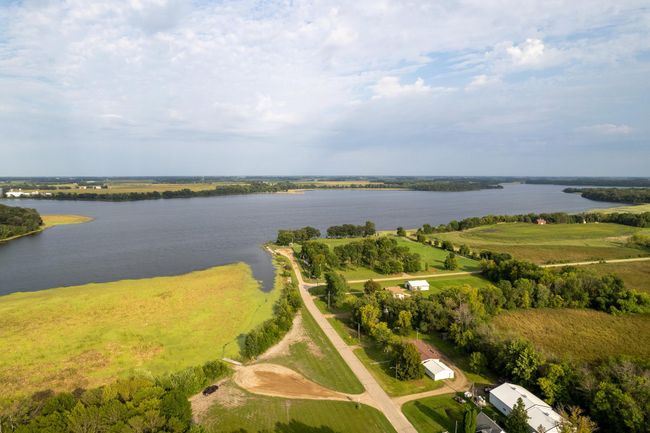 Exterior - Aerial (High Island Lake) | Image 9