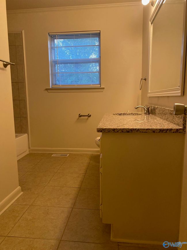 1103 Oster Dr Nw, House other with 3 bedrooms, 2 bathrooms and null parking in Huntsville AL | Image 14