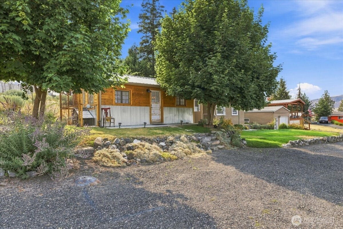 Residential in Grand Coulee 5