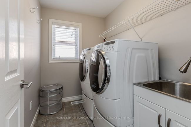 2382 Emerson Dr, House other with 4 bedrooms, 4 bathrooms and 2 parking in Burlington ON | Image 27