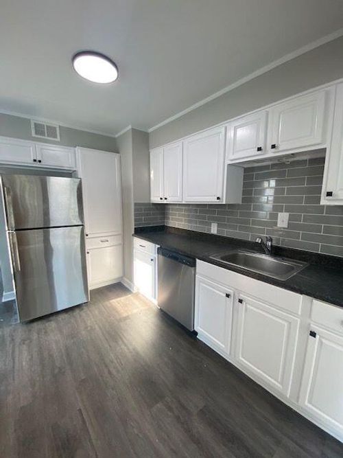 236 W Kanawha Ave, Columbus, OH, 43214-1436 | Card Image