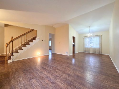 1013 Meadow Lake Dr, Palatine, IL, 60074-8759 | Card Image