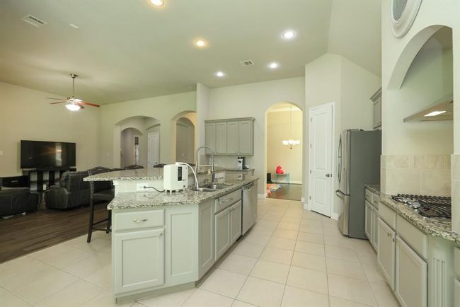 Walk in pantry and tiled flooring | Image 23
