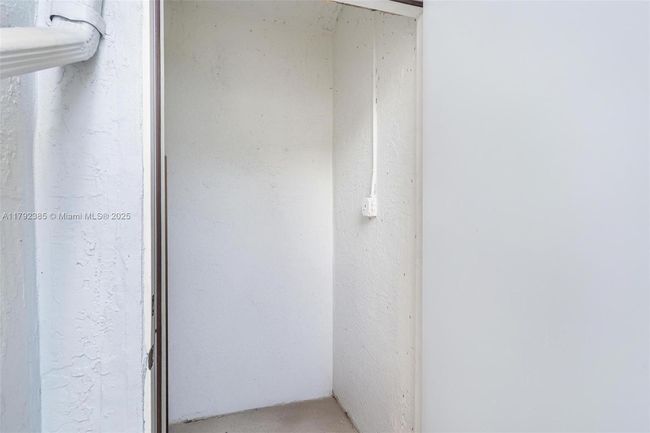 8658 Sw 159 Th Ct, Townhouse with 3 bedrooms, 2 bathrooms and null parking in Miami FL | Image 18
