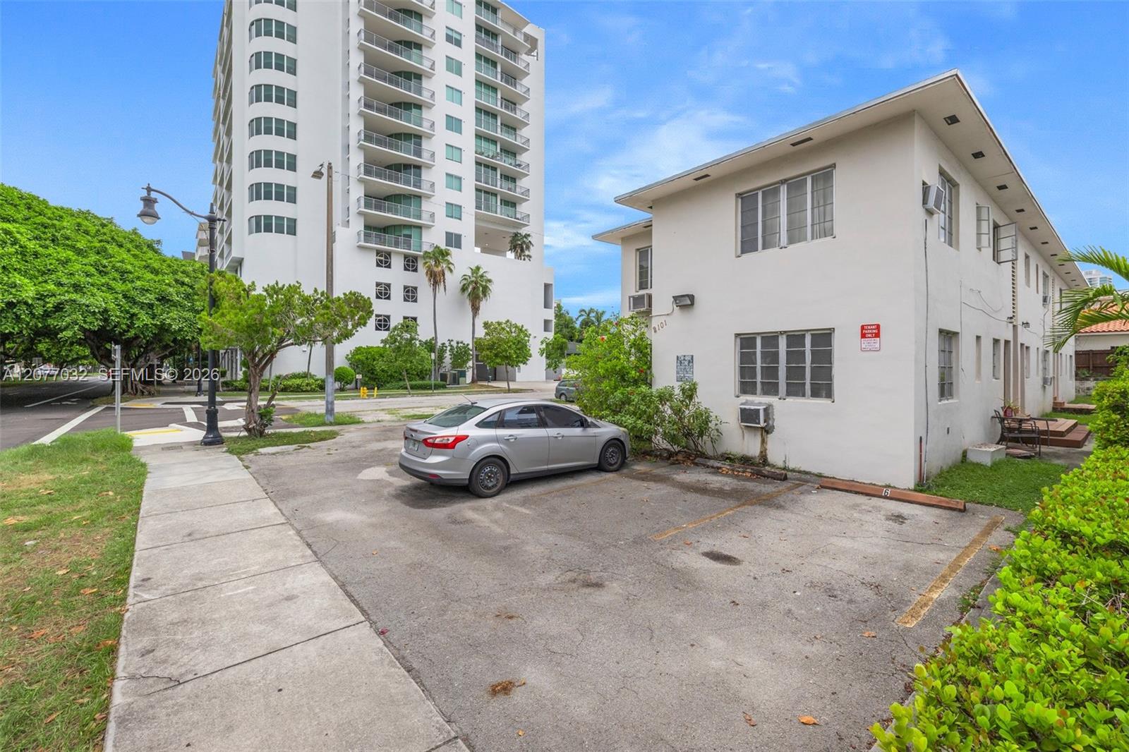 Land in Miami 2