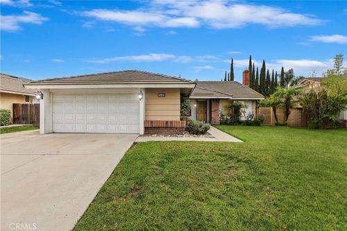 15101 Begonia Dr, Fontana, CA, 92336 | Card Image