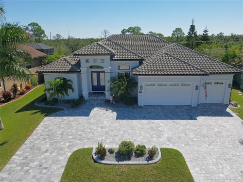 319 Trieste Dr, Punta Gorda, FL, 33950-8050 | Card Image