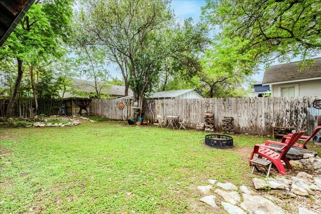 1713 S 5 Th St, House other with 2 bedrooms, 1 bathrooms and 2 parking in Austin TX | Image 23