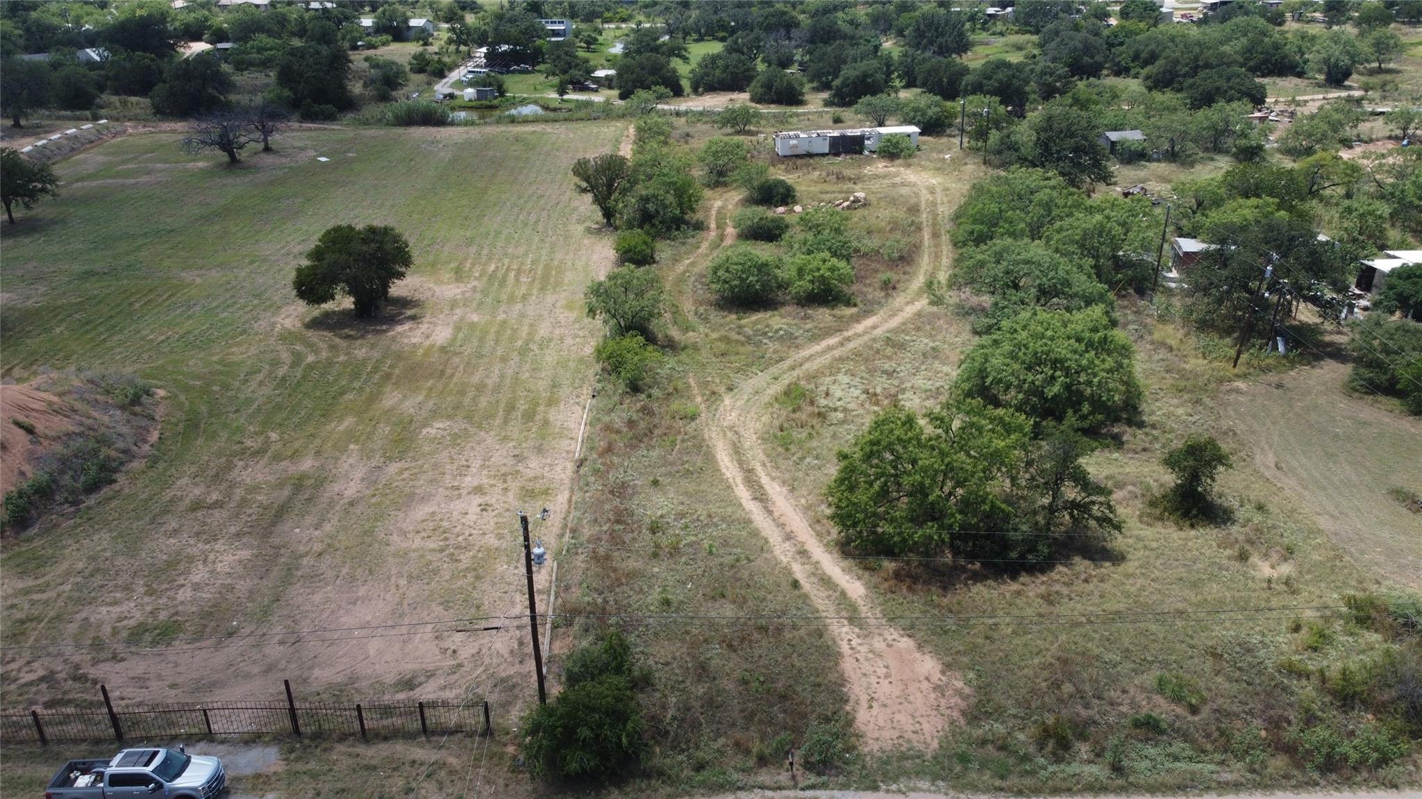 Land in Kingsland 3
