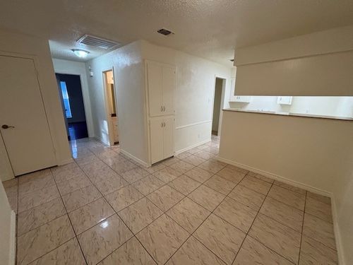 762 E Pecan St, Hurst, TX, 76053-6063 | Card Image