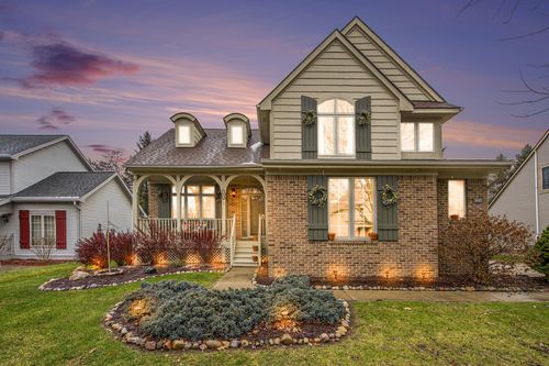 5660 Versailles Ave, Ann Arbor, MI, 48103-9084 | Card Image