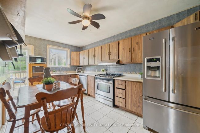9 Forest Rd, House other with 4 bedrooms, 2 bathrooms and 2 parking in Ajax ON | Image 6