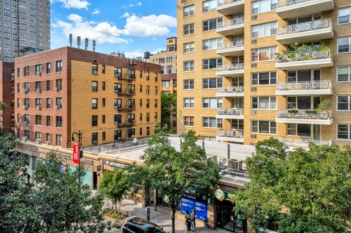 4j-54 E 8th Street, New York City, NY, 10003 | Card Image