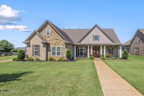 7357 Stone Garden Dr, Olive Branch, MS, 38654-9243 | Card Image