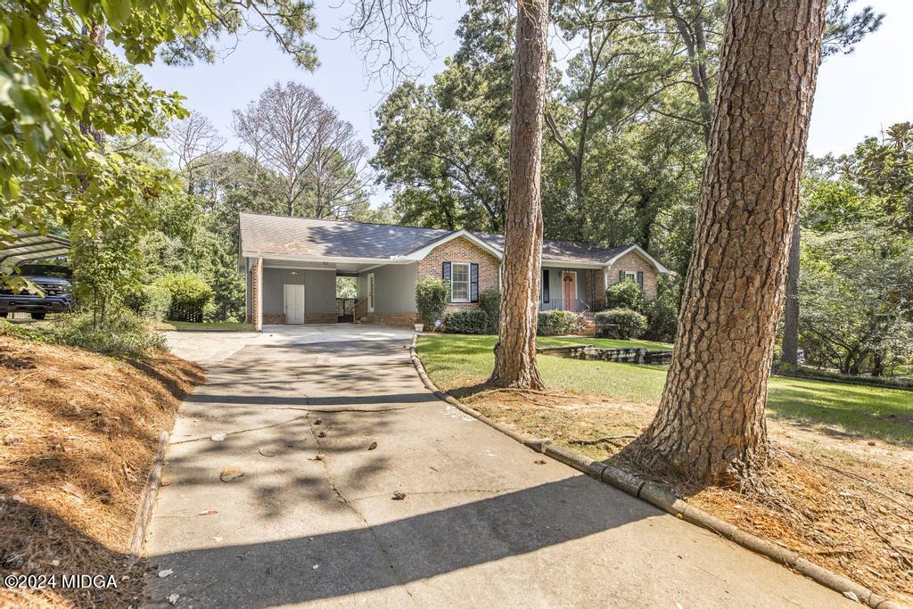 Clairmont Ave, Macon, GA 31204