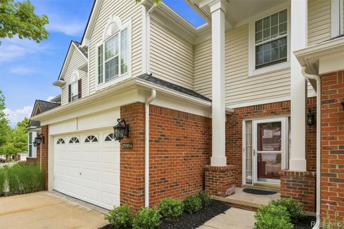 29304 Douglas Dr, Novi, MI, 48377-2891 | Card Image