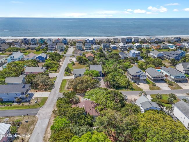 301 22 Nd Pl E, House other with 3 bedrooms, 3 bathrooms and 1 parking in Oak Island NC | Image 49