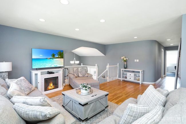 7 Arthurs Ct, House other with 6 bedrooms, 4 bathrooms and null parking in Manalapan NJ | Image 9