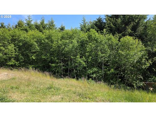 146-146 Netarts Hwy W, Tillamook, OR, 97141-9477 | Card Image