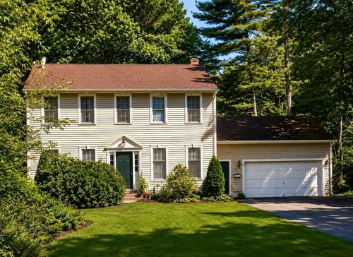 343 New Meadow Road, Barrington, RI, 02806 | Card Image