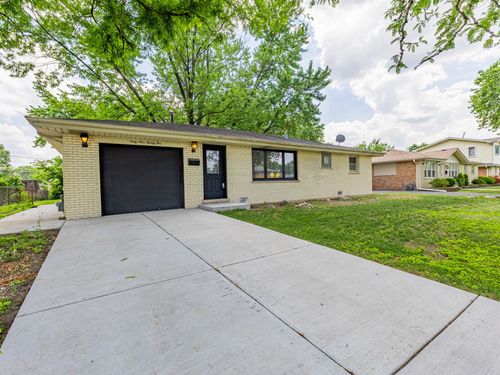 6425 W 83rd Pl, Burbank, IL, 60459-2428 | Card Image