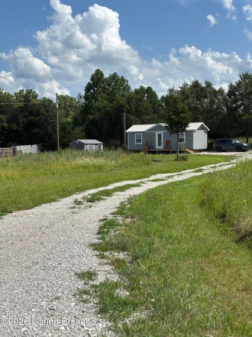 588 Big Meadows Ln, Irvington, KY, 40146-5884 | Card Image