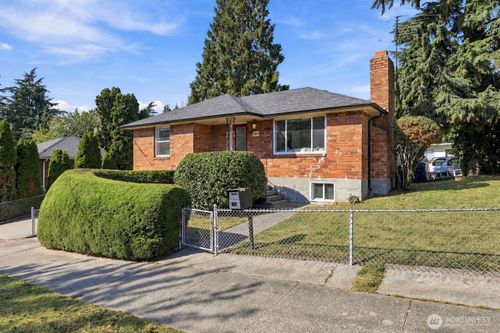 1210 S Lucile St, Seattle, WA, 98108-2332 | Card Image