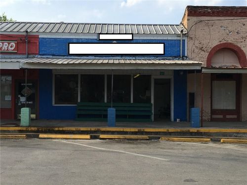 525 3rd St, Lexington, TX, 78947-6381 | Card Image