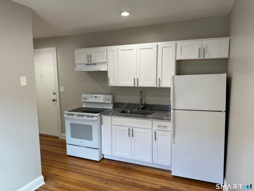 2c-1 Divinity St, Bristol, CT, 06010-6000 | Card Image