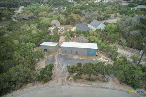 569 Ledgeview Dr, Canyon Lake, TX, 78133-5565 | Card Image