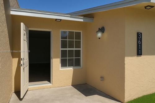 3611 Nw 194th Ter, Miami Gardens, FL, 33056-2231 | Card Image