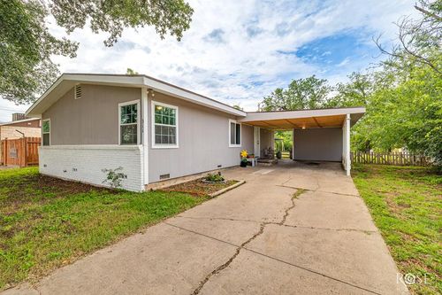 311 Glenmore Dr, San Angelo, TX, 76903-7941 | Card Image