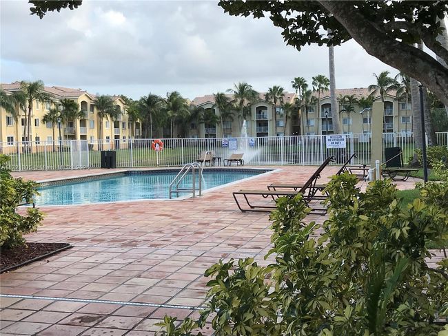 APT-129 - 2600 S University Dr, Condo with 3 bedrooms, 2 bathrooms and null parking in Davie FL | Image 42