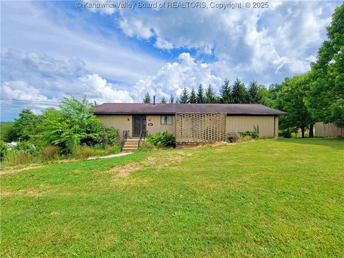 141 Marianna Ln, Shady Spring, WV, 25918-8571 | Card Image