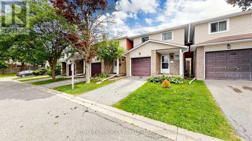 b-304 Bluevale St N, Waterloo, ON, N2J4G3 | Card Image