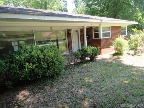 418 W 3rd Street, Lonoke, AR, 72086 | Card Image