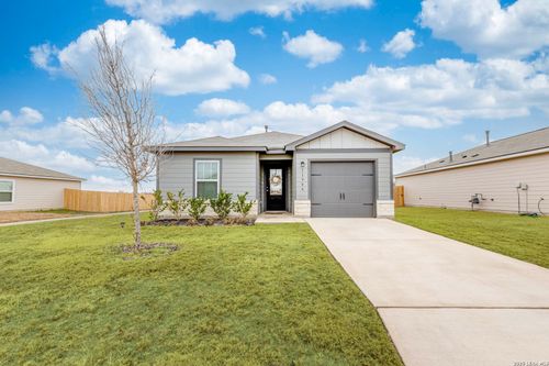 11946 Luckey Villa, San Antonio, TX, 78252-4603 | Card Image