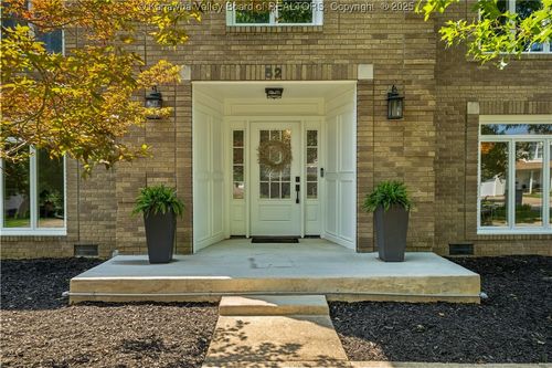 52 Cedar Dr, Hurricane, WV, 25526-9220 | Card Image