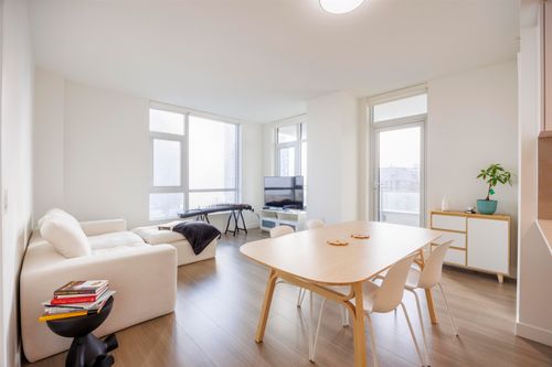 508-618 Carnarvon St, New Westminster, BC, V3M0N9 | Card Image