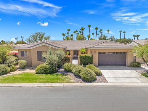 43244 Parkway Esplanade W, La Quinta, CA, 92253-8829 | Card Image