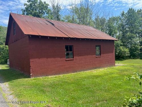 6 Cragsmoor Rd, Pine Bush, NY, 12566-5106 | Card Image