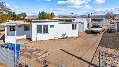 1270 Agate Ave, Bullhead City, AZ, 86442-5925 | Card Image