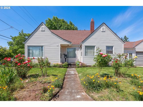 3633 Se 68th Ave, Portland, OR, 97206-2645 | Card Image